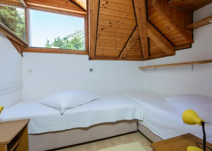 Lägenhet With The Beautiful Sea View In - Family Friendly