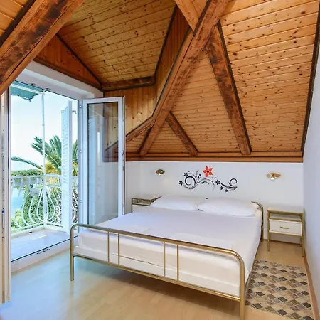 Charming 2-Bedroom Apartment With Ocean Views In Dubrovnik Appartamento *