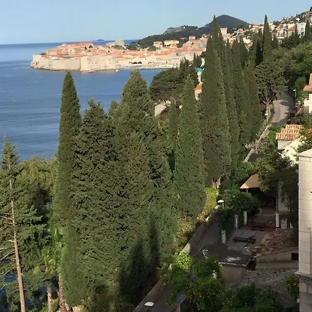 With The Beautiful Sea View In - Family Friendly Apartment Dubrovnik