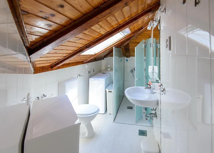 With The Beautiful Sea View In - Family Friendly *